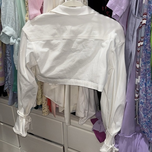 Camila Coelho Luz Cropped Shirt in White size XS - Picture 9 of 9